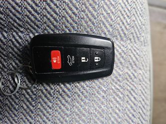 OEM Toyota RAV4 Smart Key Fob – Genuine Denso (FCC ID: HYQ14FBC)
