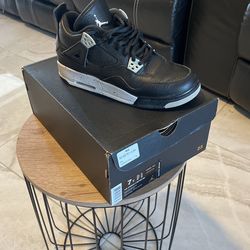 Jordan 4 