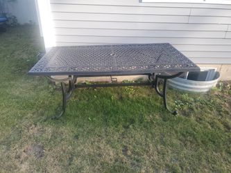 Outside 6 Chair Table Set