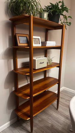 Modern bookshelf