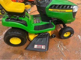 JOHN DEERE RIDING LAWNMOWER