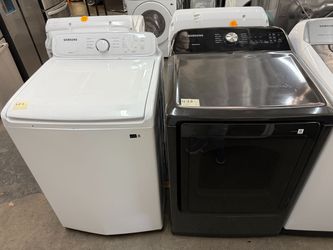 Samsung Washer + Gas Dryer Set - White and Dark Finish