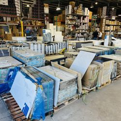 ‼️ Blowout sale ‼️ ❕we guarantee everything we sell is less than anywhere else ❕🤙 40% - 80% off 😉 📍2434 N Forsyth Rd, Suite A, Orlando, Fl, 32807📍