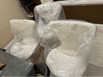4 new dinning chairs