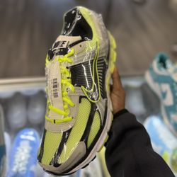 Nike Zoom Vomero 5 Life Long 