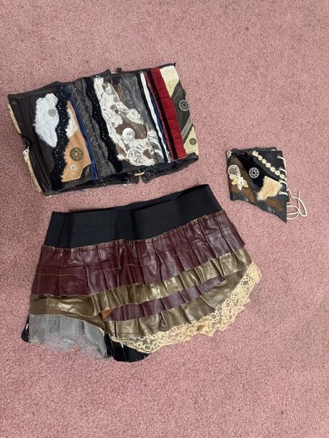 New small steampunk corset skirt renaissance Victorian costume outfit leather