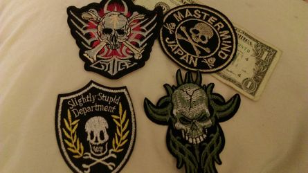 New assorted skull patches