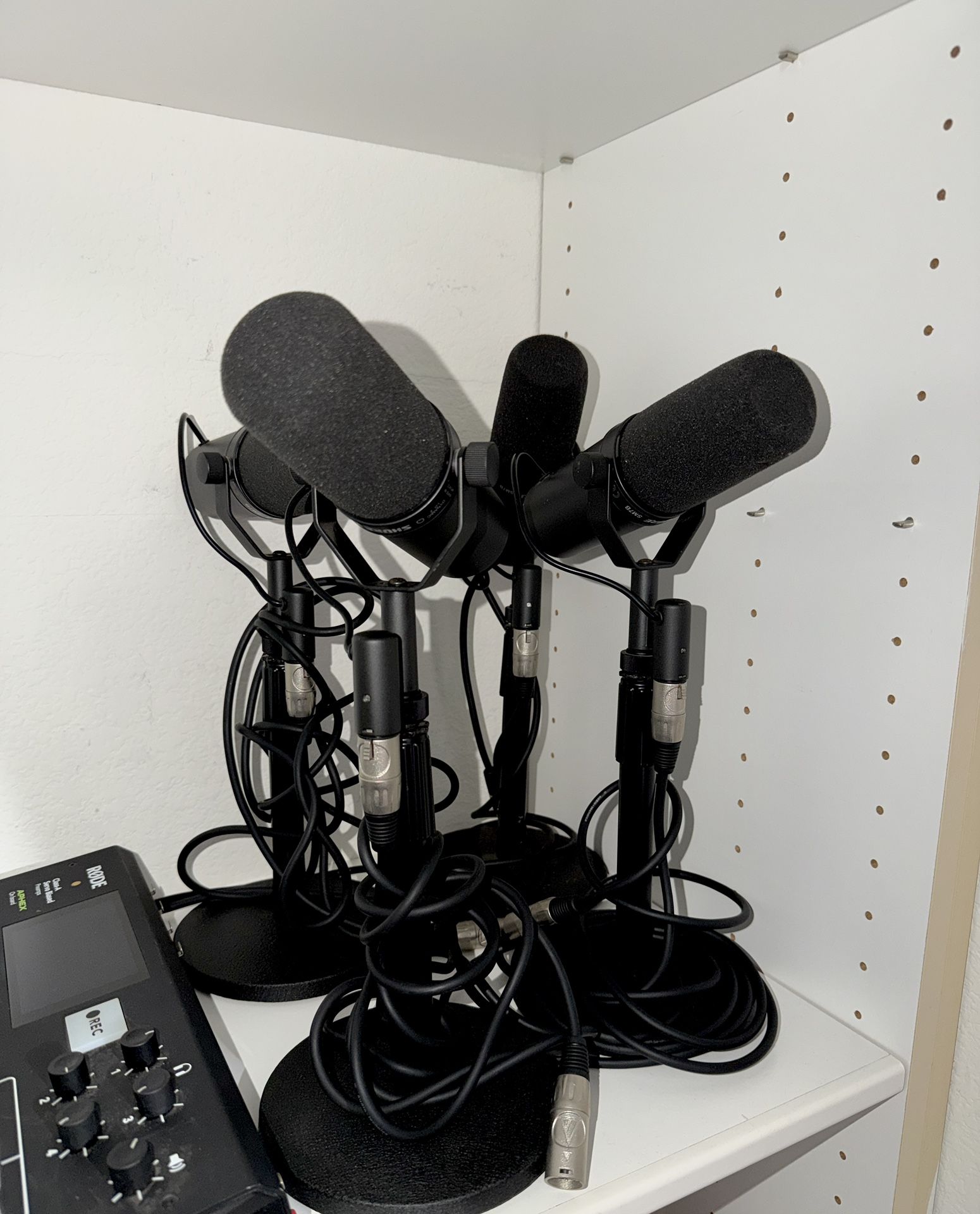 Shure SM7B Mics 4X