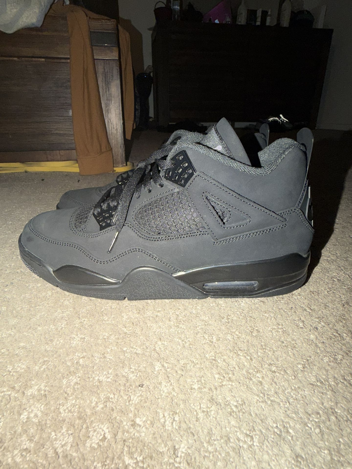 Air Jordan 4 Retro “Black Cat”