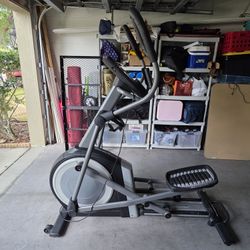 Elliptical Nordictrack Commercial 14.9