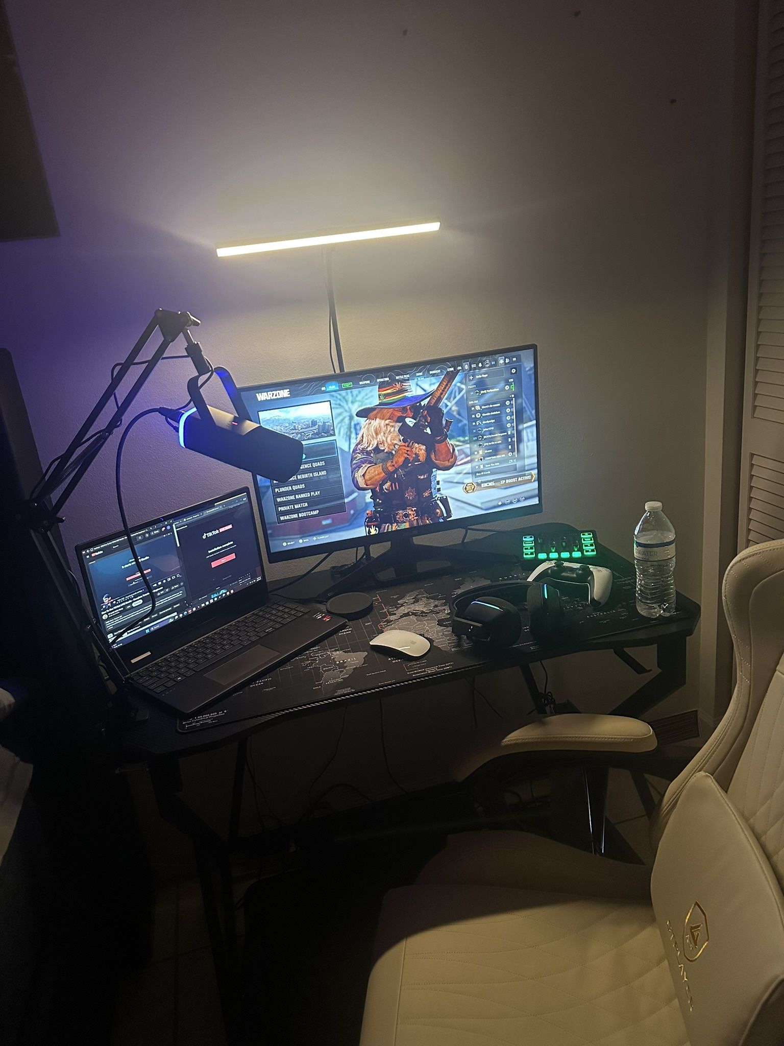 Gaming Table 40’ Inch