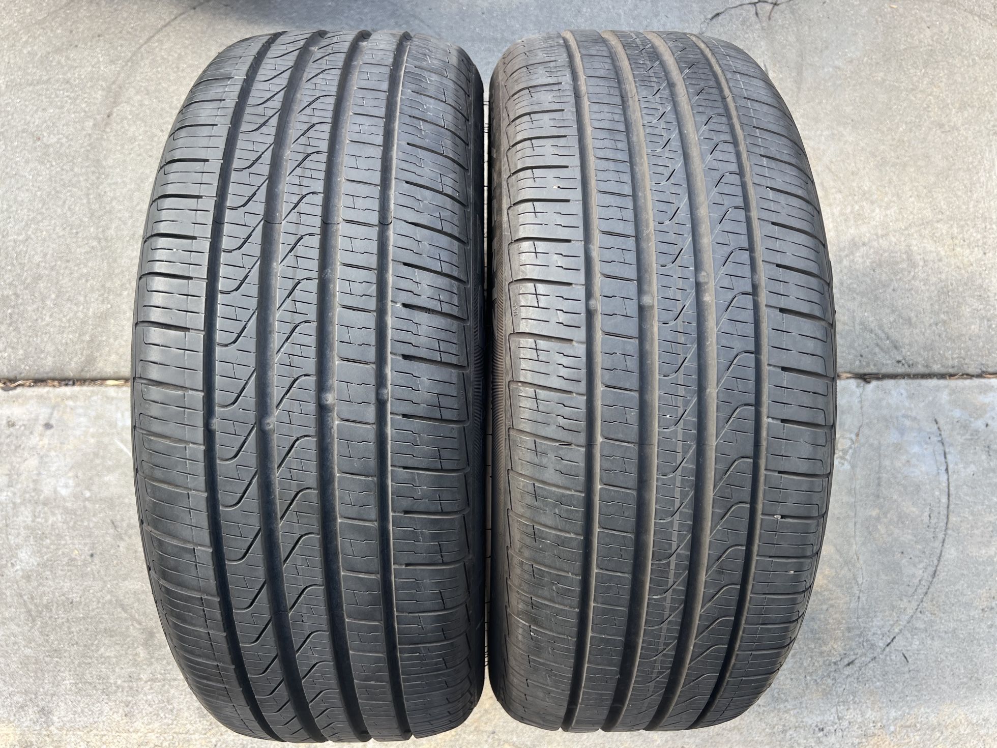 2 Pirelli Tires 225/45/17