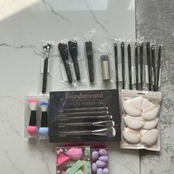 Bare Minerals Makeup Brush Bundle 