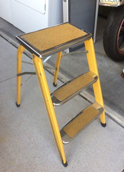 Vintage Step Ladder Harvest Gold ‘70’s