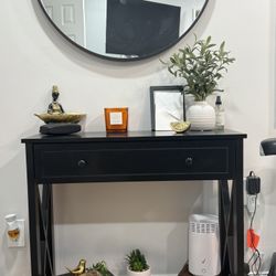 Entry Mirror & Table