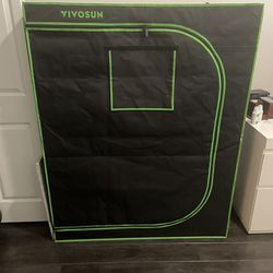 Vivosun Grow Tent - Complete Starter Kit