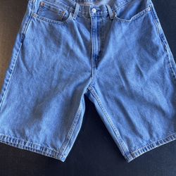 Levi’s 469 Shorts
