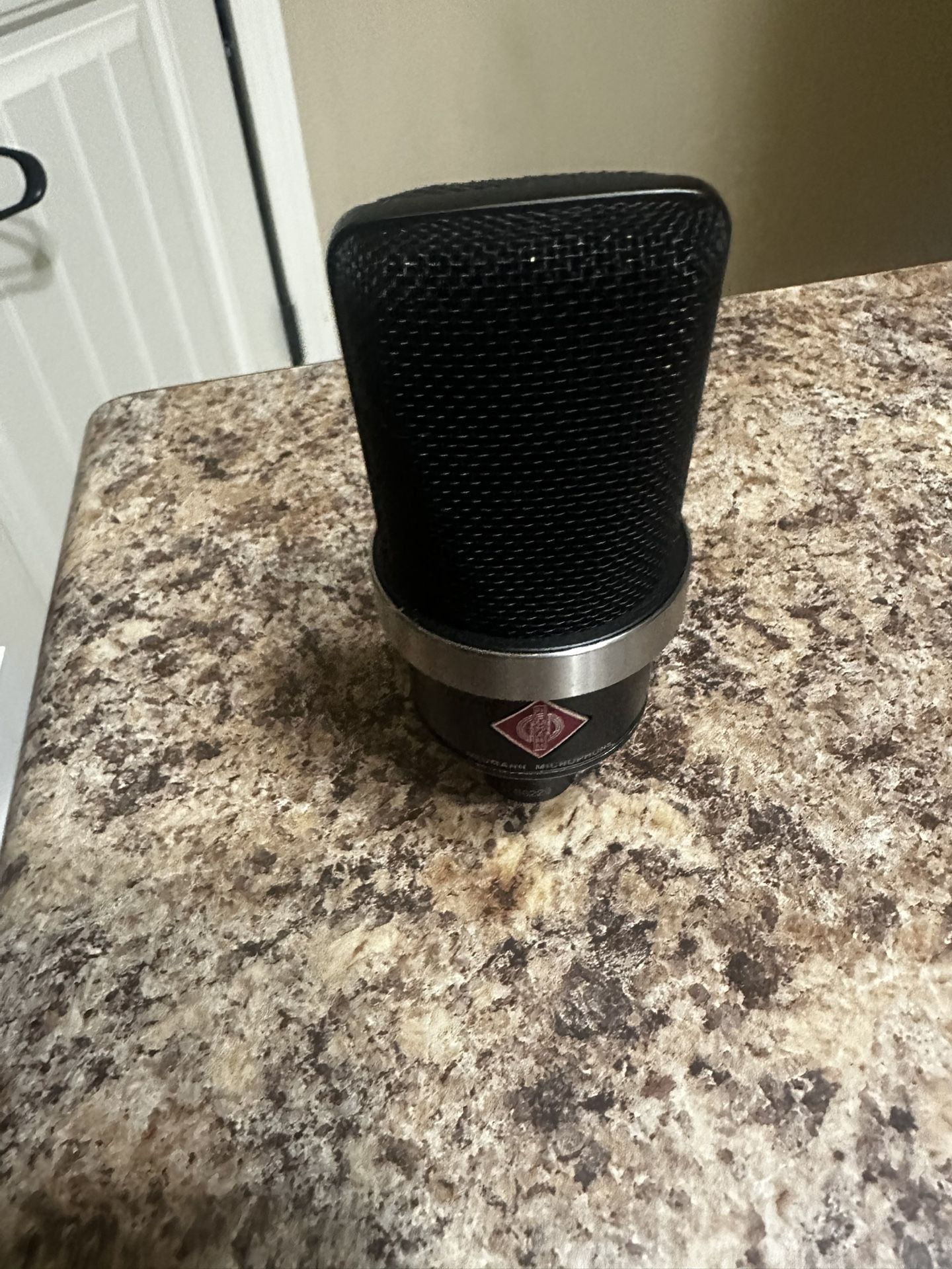 Neuman Tlm 102 - NEED GONE ASAP