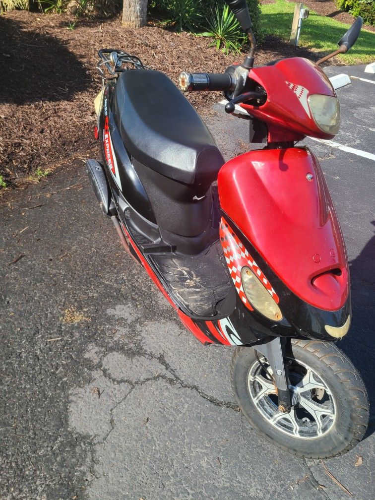 2021 Gator 50 S