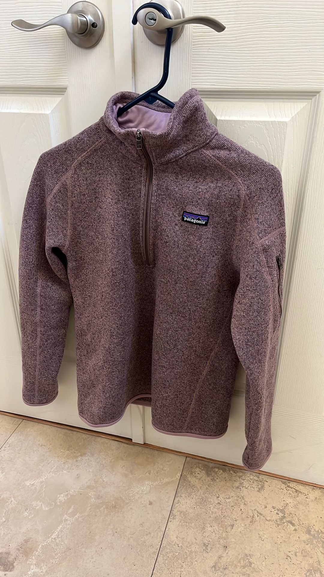 Patagonia Ladies Sweater Size Small
