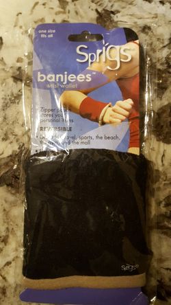 Sprigs Banjee zipper wrist pouch