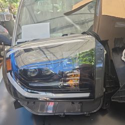 AlphaRex Headlights Toyota tundra 2014-2017