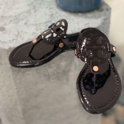 Tory Burch Black Patent Leather Size 9