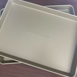 Williams Sonoma Goldtouch Pro Nonstick Baking Sheets