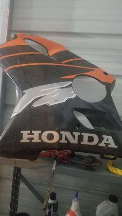 honda cbr 600 f4 LH fairing