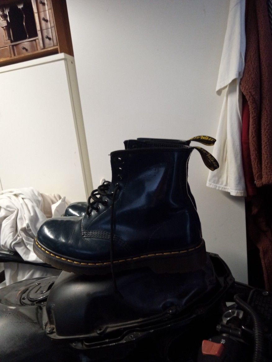 Dr Martin Size 9