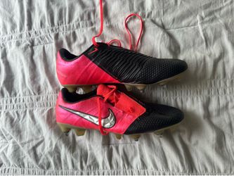 Nike Phantom SG Elite size 9