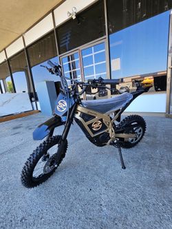 SUNZU Blitz Electric Moto – 1000W, 48V Lithium, 50km Range | Lightweight Aluminum Frame