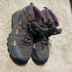 Girls Hiking Shoes