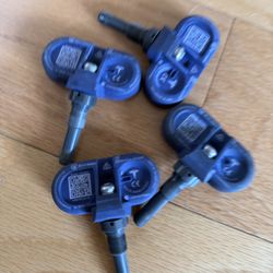 OEM Tesla tpms 2021-2024