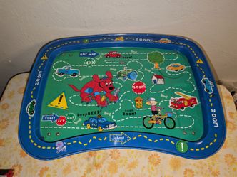 CLIFFORD the BIG RED DOG Folding snack & Play Tray HTF 2003 VINTAGE