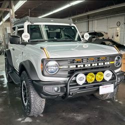 Rough Country Bull Bar for Ford Bronco (2021-2025) - Fits Standard Bumper, Easy Bolt-on Install