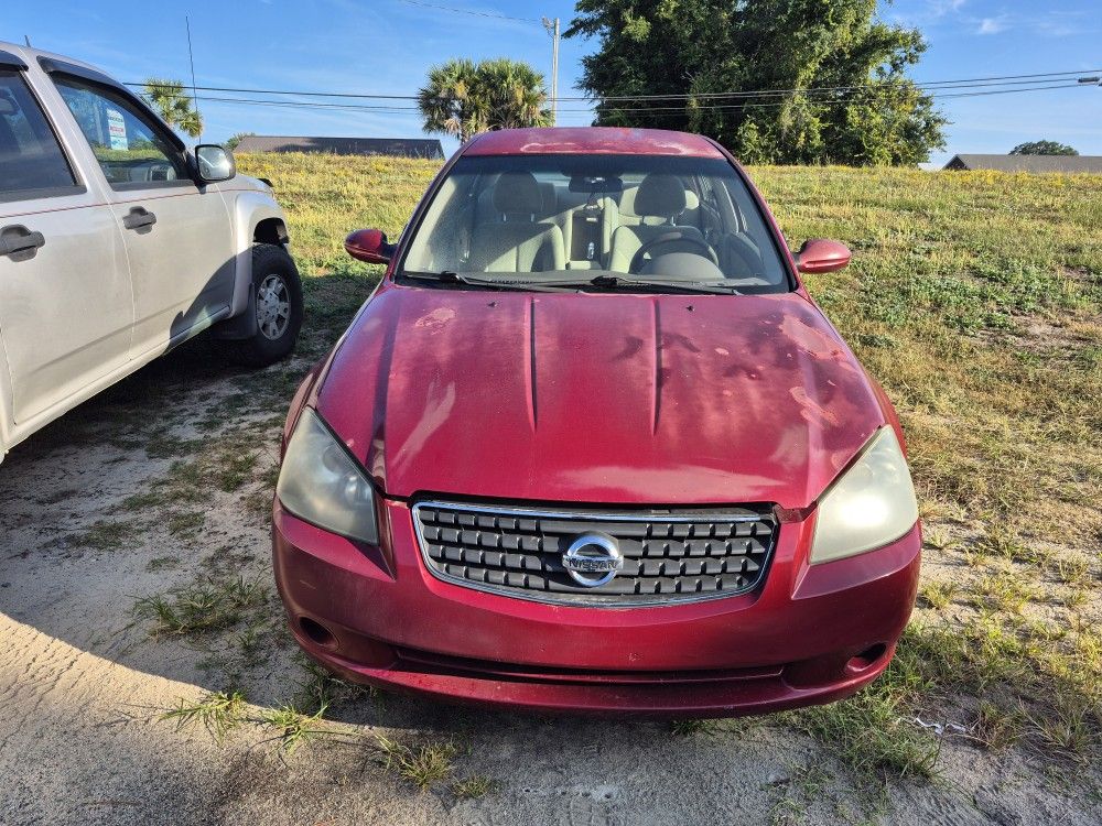 2006NissanAltimaengine Bad,newtireandnewstrtsonit