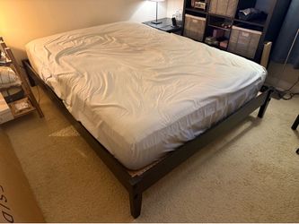 Night & Day Queen Bedframe