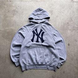 Vintage Y2K Majestic Athletic NY Yankees Center Logo Hoodie