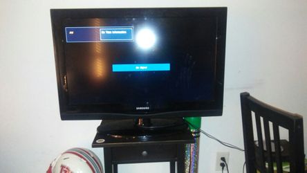 32 inch SamSung FlatScreen