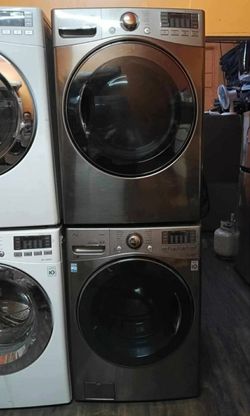 LG WASHER AND GAS DRYER SET SIDE BY SIDE OR STACKED. FREE DELIVERY AND INSTALLATION