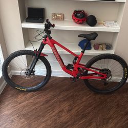 Santa Cruz 5010 5 C MX 23