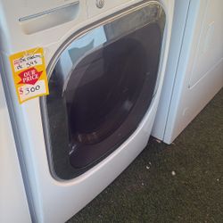 Bonita Secadora De Gas Marca LG 