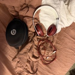 Beats Solo2 Luxe Edition Wired Headphones /Luxe Red