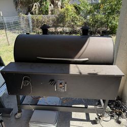 Traeger Pellet Smoker 