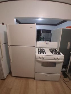 set refrigerator and stove whirlpool