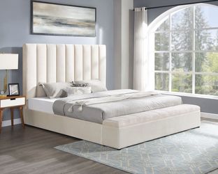 New queen Bedframe