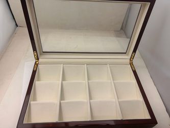 8-Slot Wooden Watch Display Box