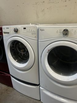 Whirlpool Front Load Washer And Dryer Set 