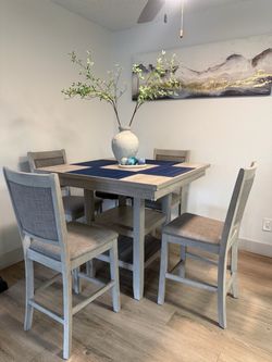Counter Height Dining Table Set with 4 Chairs
